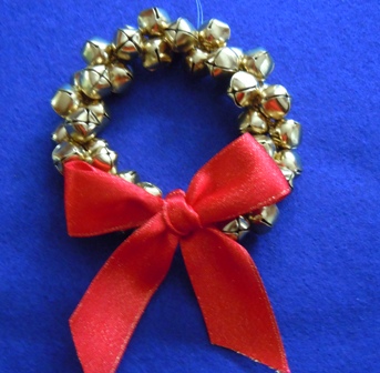 how to make jingle bell wreaths